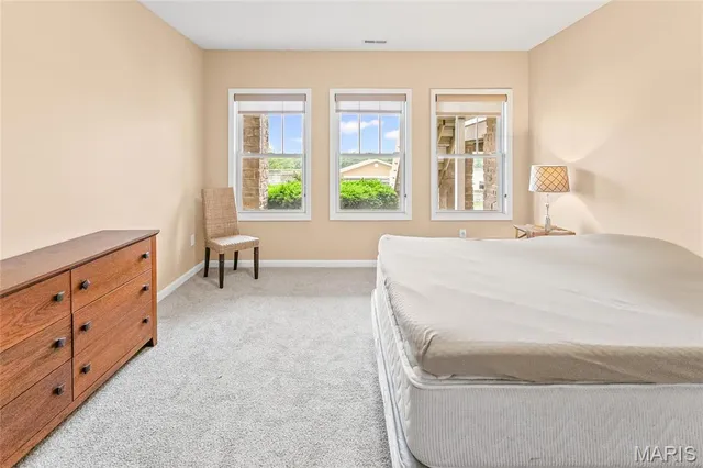 $330,000 | 306 Pelican Way, Grafton, IL 62037