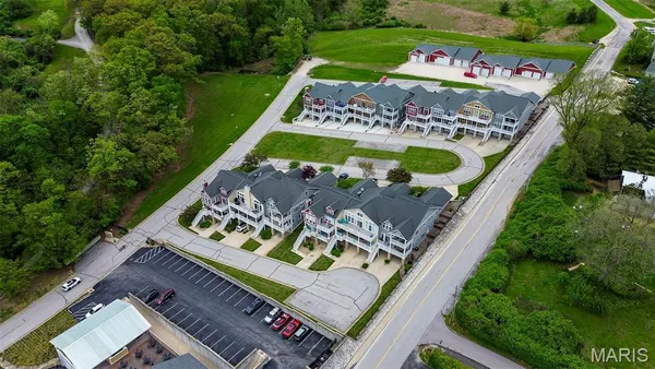 $330,000 | 306 Pelican Way, Grafton, IL 62037