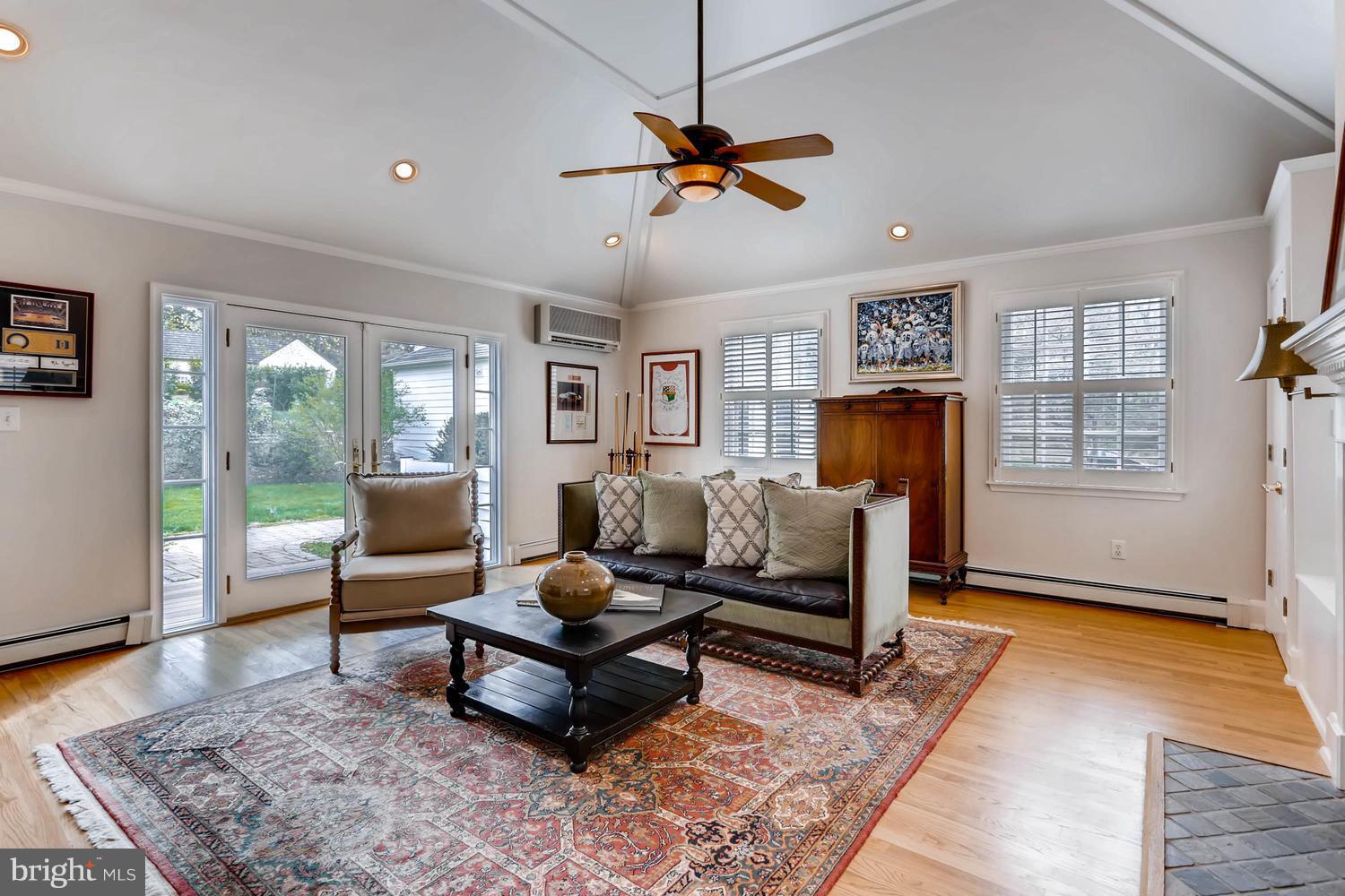1315 Aintree Road Baltimore, MD 21286 - Photo 15 of 30 Family Room