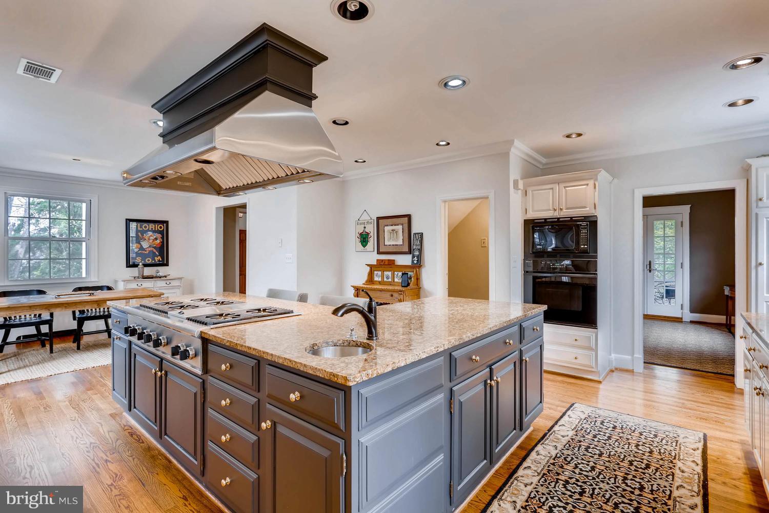 1315 Aintree Road Baltimore, MD 21286 - Photo 10 of 30 Kitchen