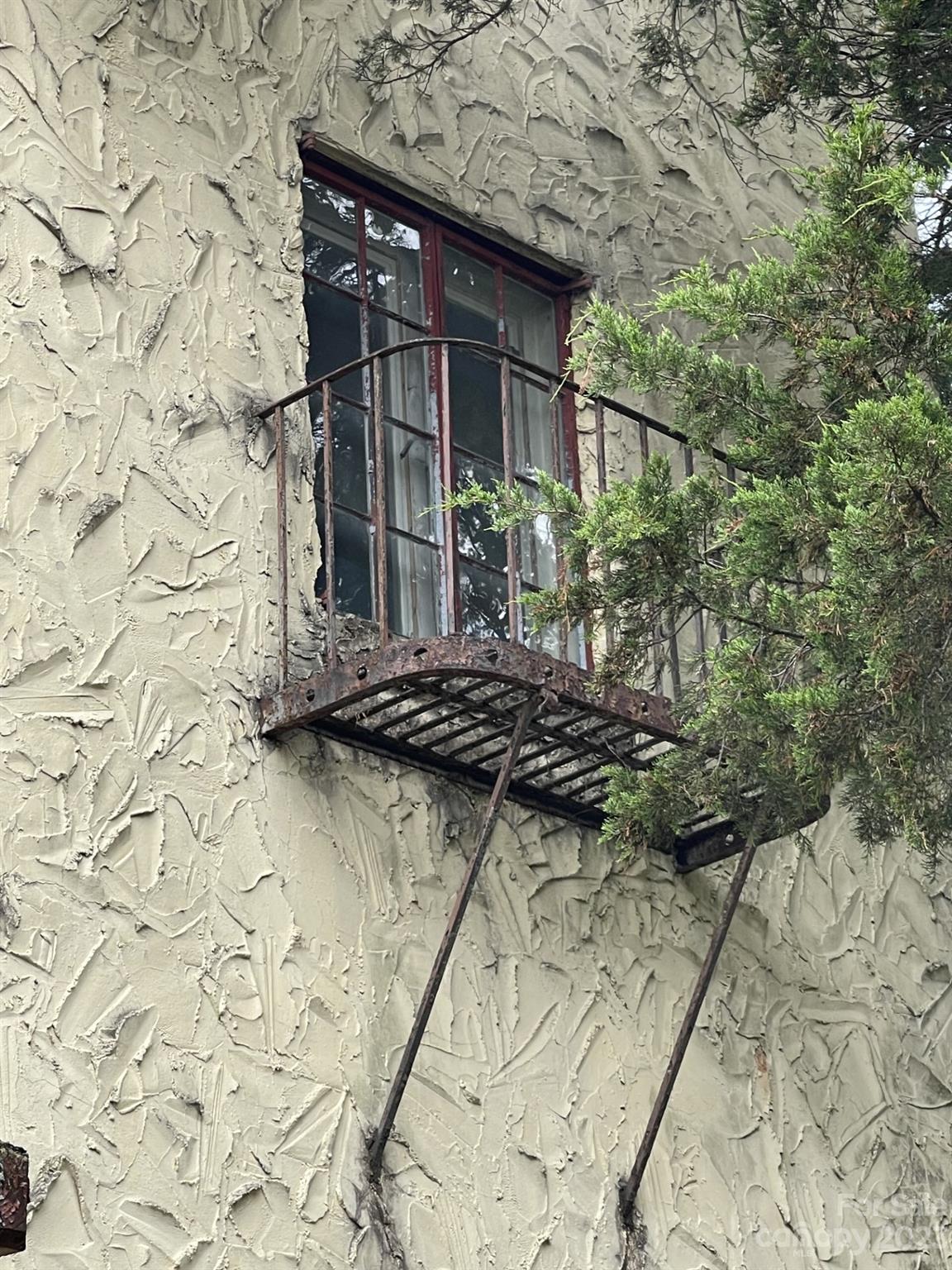 85 Melrose Avenue Tryon, NC 28782 - Photo 14 of 22 a view of a backyard of the house