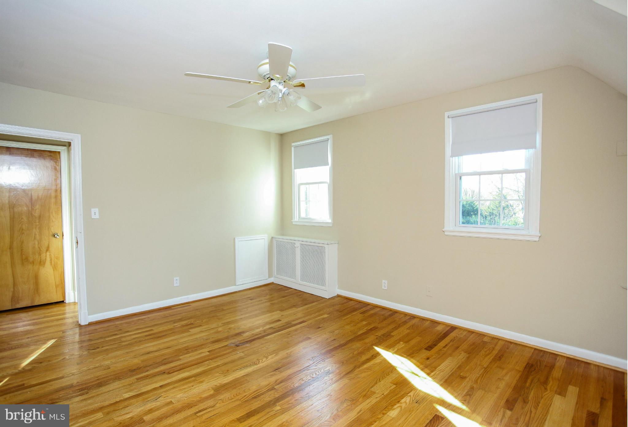 1707 Frederick Road Catonsville, MD 21228 - Photo 18 of 30 Bright and spacious master bedroom