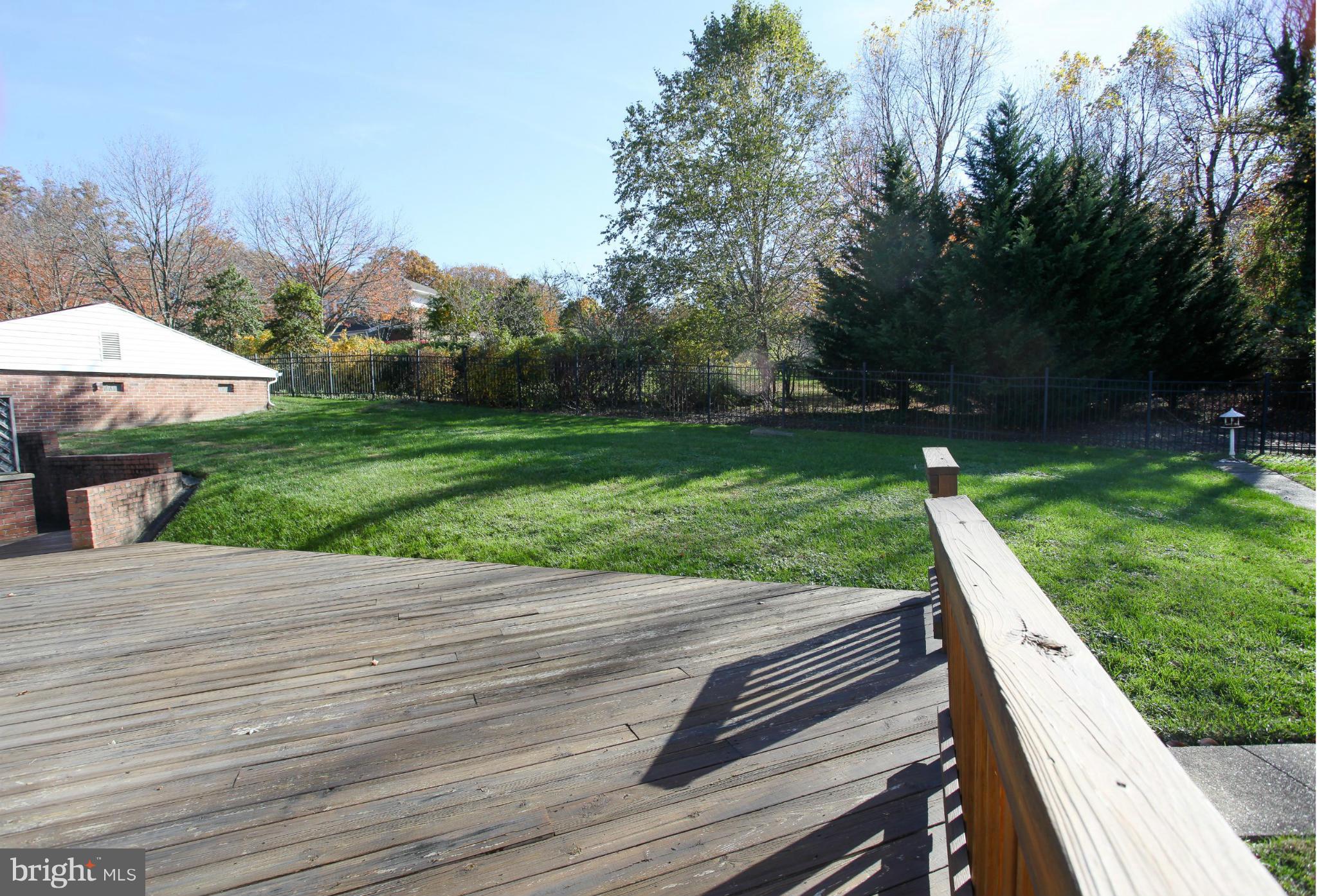 1707 Frederick Road Catonsville, MD 21228 - Photo 28 of 30 Great deck that leads to yard