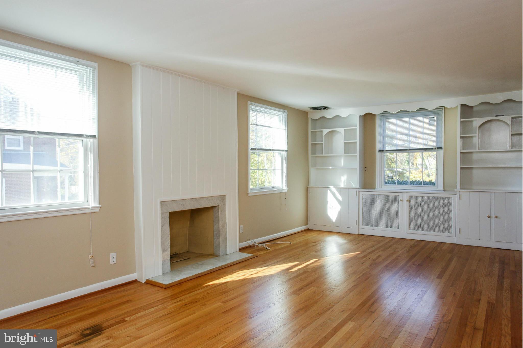1707 Frederick Road Catonsville, MD 21228 - Photo 4 of 30 Gleaming hardwoods with built in cabinetry