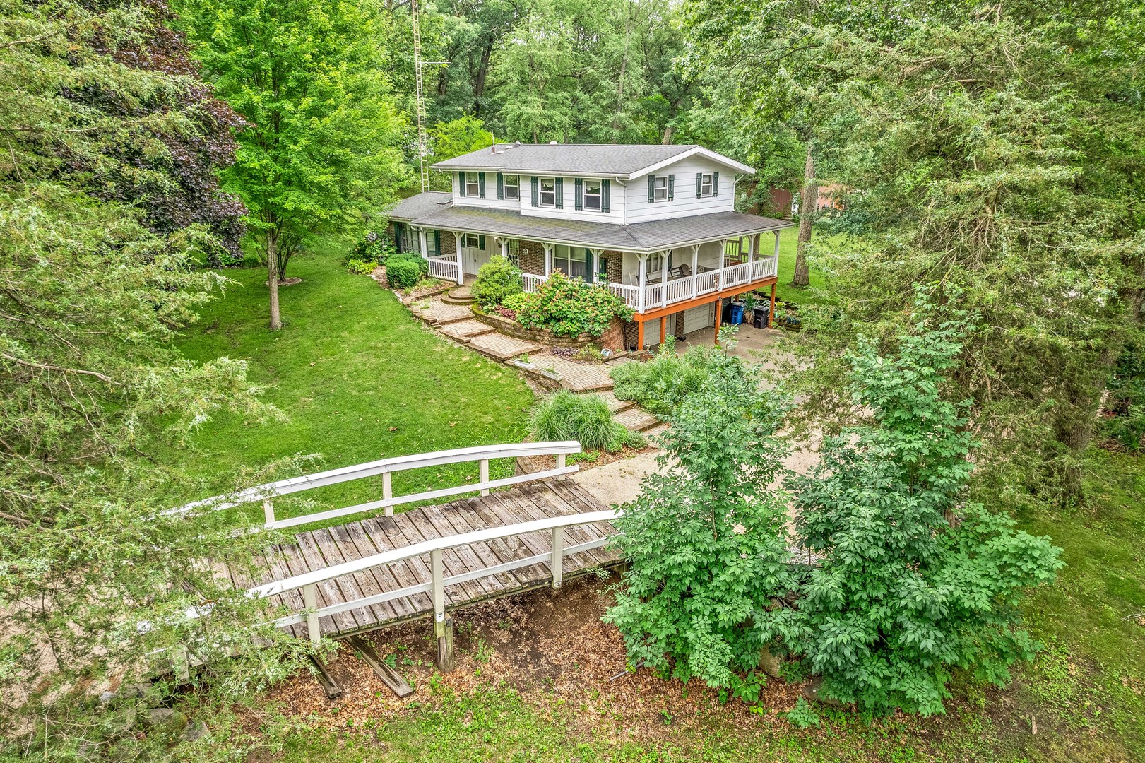 2012 North 3650th Road Serena, IL 60549 - Photo 16 of 55 a view of a house with a yard from a balcony