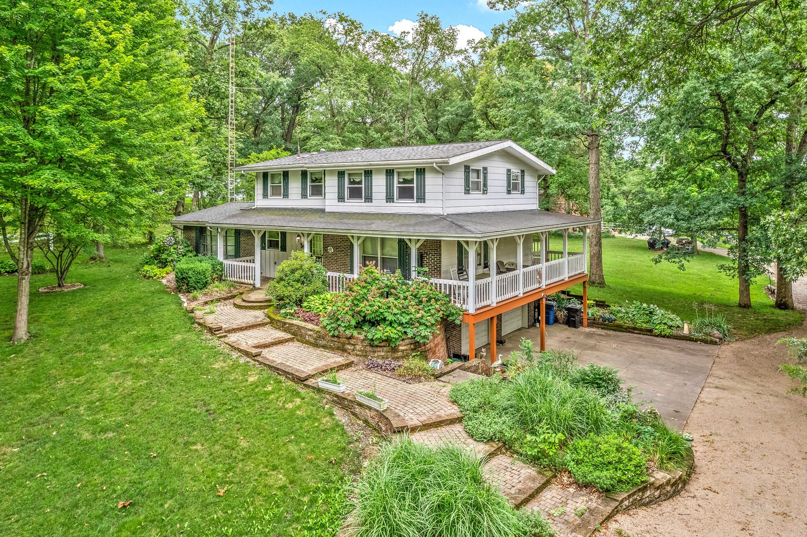 2012 North 3650th Road Serena, IL 60549 - Photo 22 of 55 a house view with a garden space
