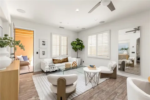 $1,238,000 | 52 Scarlet Bloom, Irvine, CA 92618