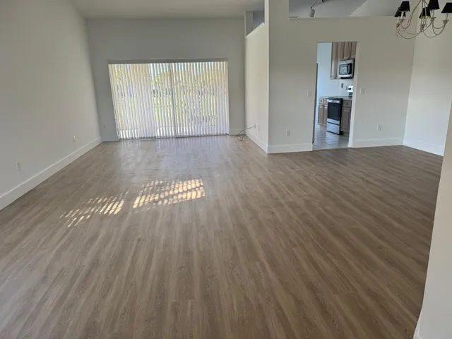 $3,500 | 17061 Emile Street, Unit 8, Boca Raton, FL 33487