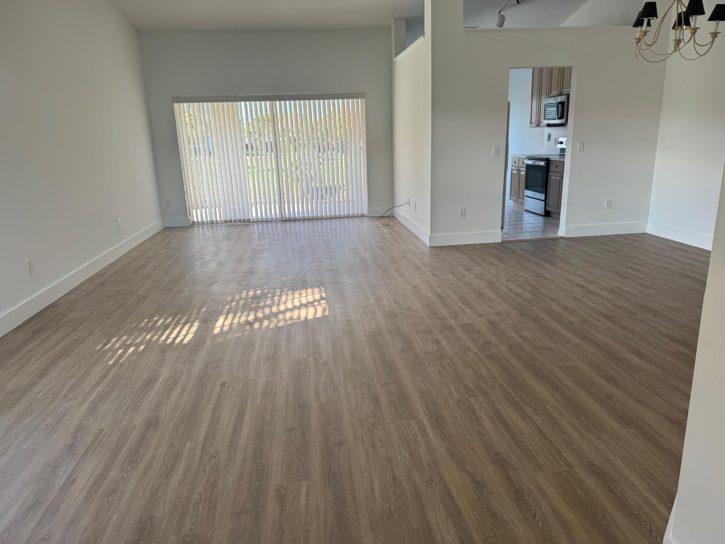 17061 Emile Street, Unit 8 Boca Raton, FL 33487 - Photo 5 of 31 Livingroom 1