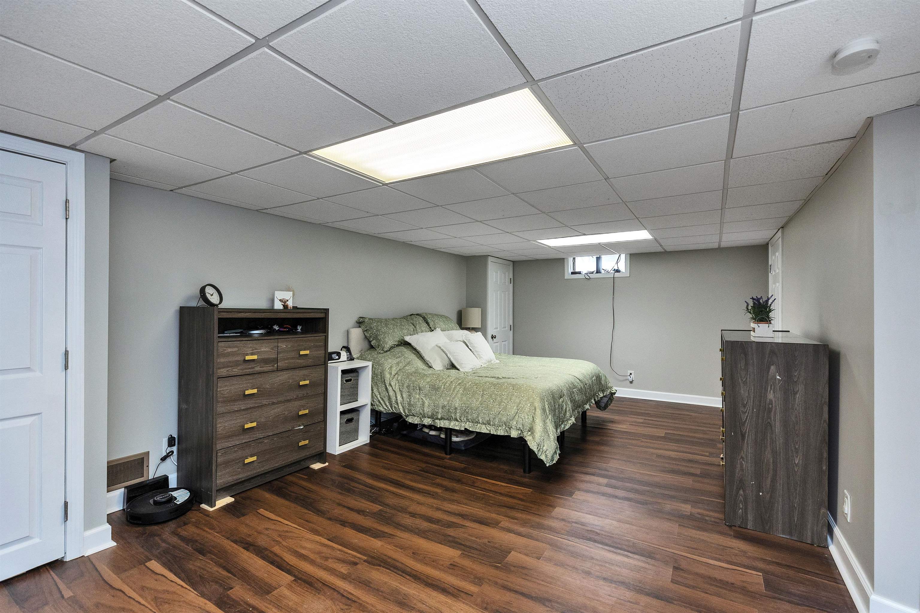 385 Hill Street Manchester, NH 03102 - Photo 25 of 53