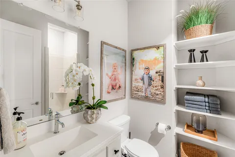 $925,000 | 438 Premier Park Loop, Dripping Springs, TX 78620