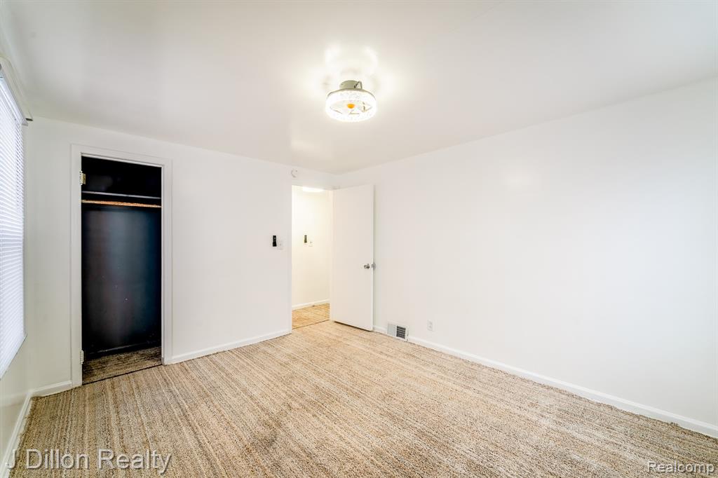 99 Chestnut Street River Rouge, MI 48218 - Photo 27 of 50