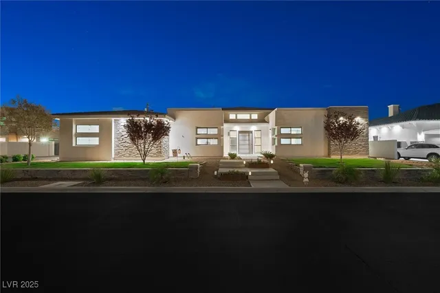 $1,825,000 | 3734 Caesars Circle, Las Vegas, NV 89120