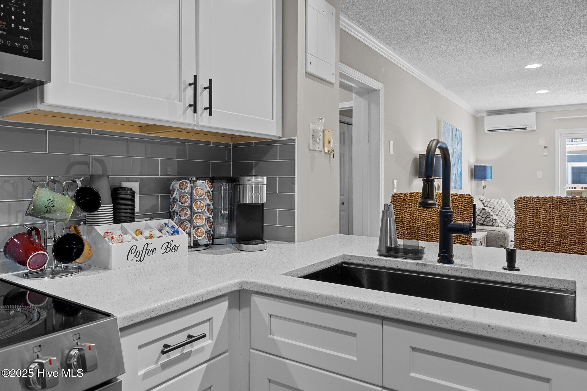2196 New River Inlet Road, Unit 261 North Topsail Beach, NC 28460 - Photo 2 of 35 Kitchen