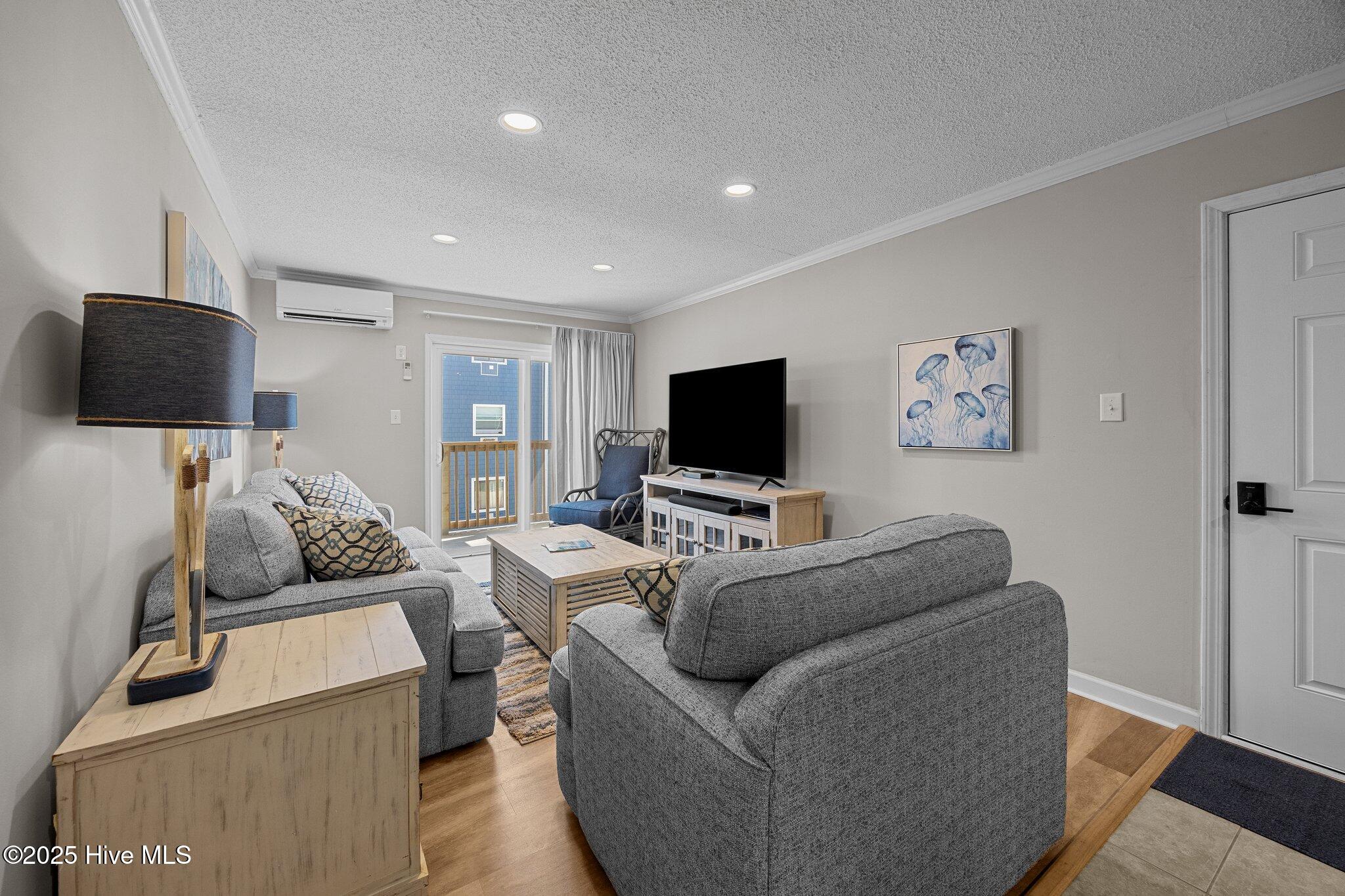 2196 New River Inlet Road, Unit 261 North Topsail Beach, NC 28460 - Photo 9 of 35 Living Room