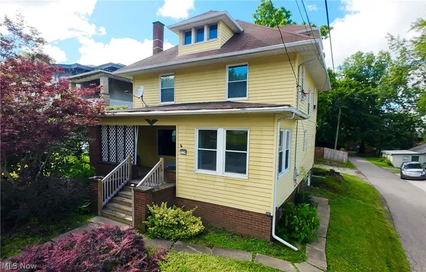 $225,000 | 329 East Bowman Street, Wooster, OH 44691