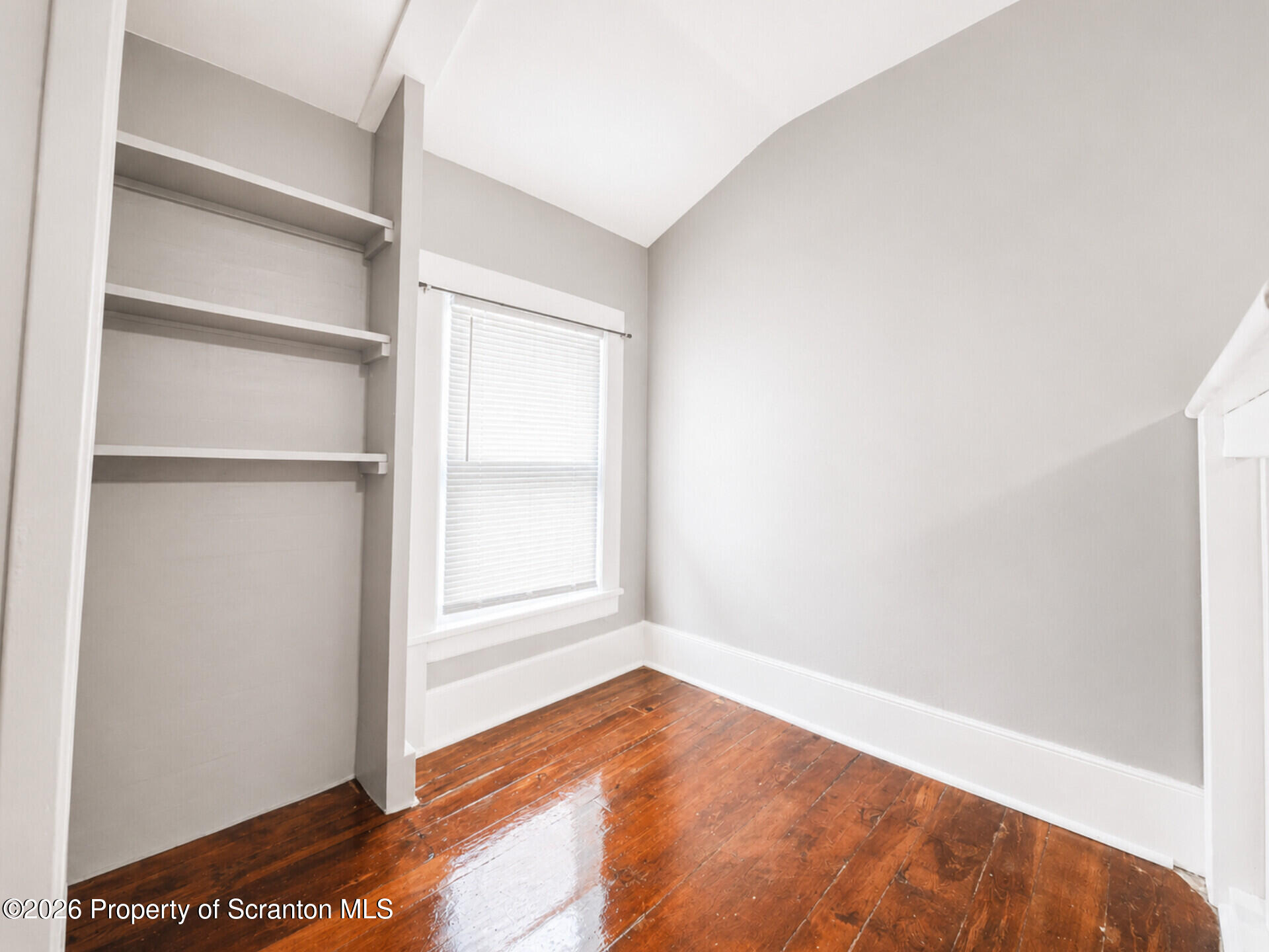 605 Spring Street, Unit 1 Hawley, PA 18428 - Photo 9 of 20 1000015845