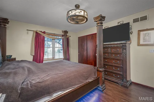 $450,000 | 502 Hunter Chaise Drive, Wentzville, MO 63385