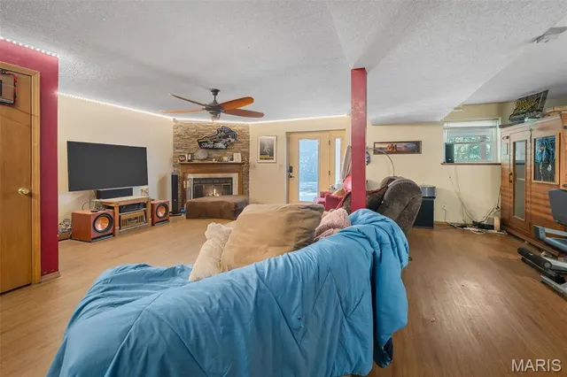 $450,000 | 502 Hunter Chaise Drive, Wentzville, MO 63385