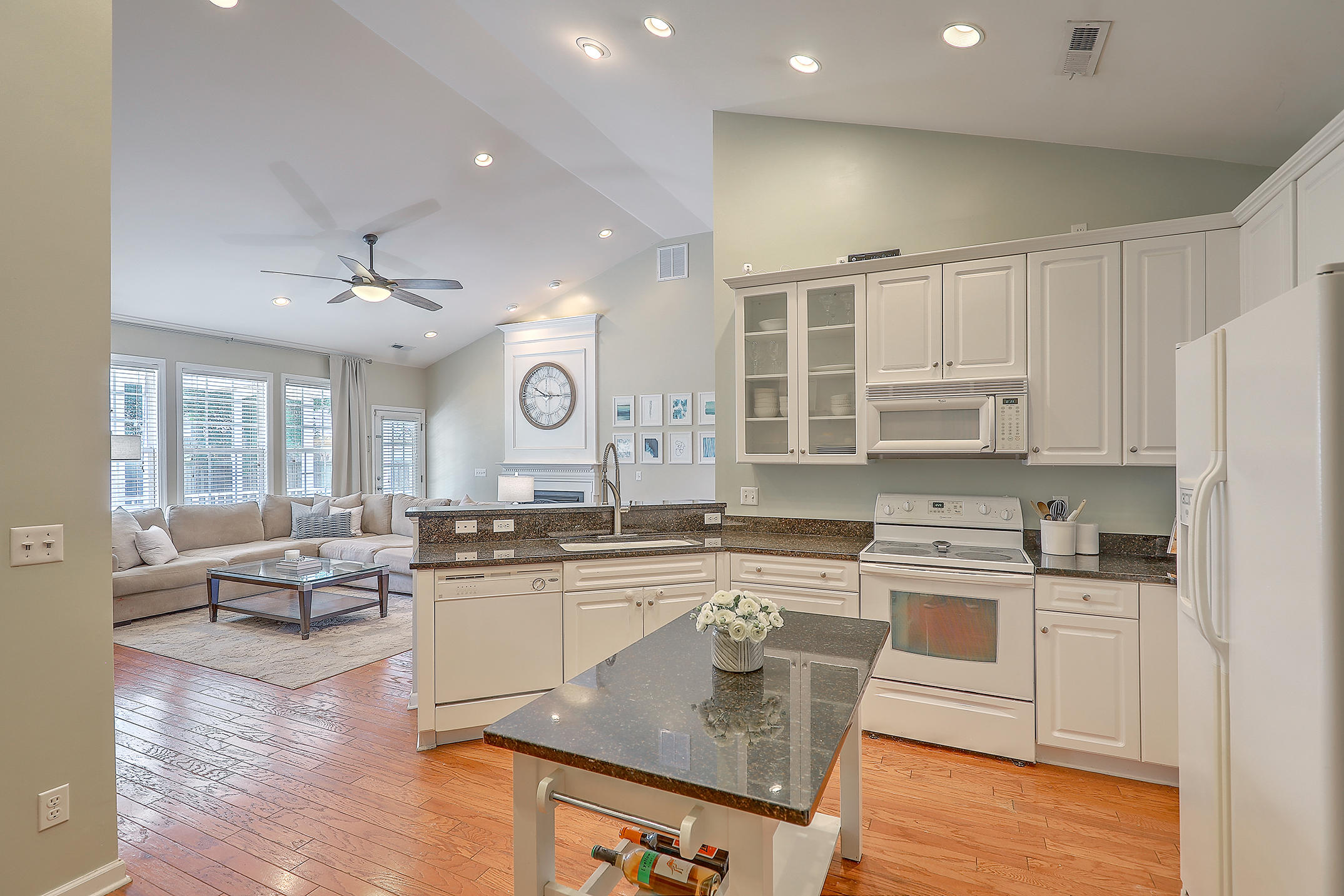 9389 Ayscough Road Summerville, SC 29485 - Photo 12 of 26 Kitchen