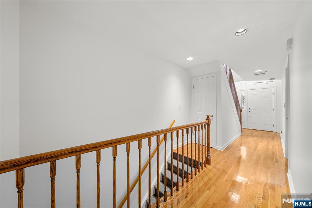300 Gorge Road, Unit 1 Cliffside Park, NJ 07010 - Photo 12 of 33