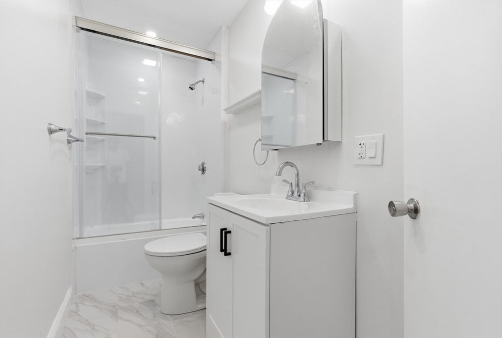 151 L Street Boston, MA 02127 - Photo 9 of 28