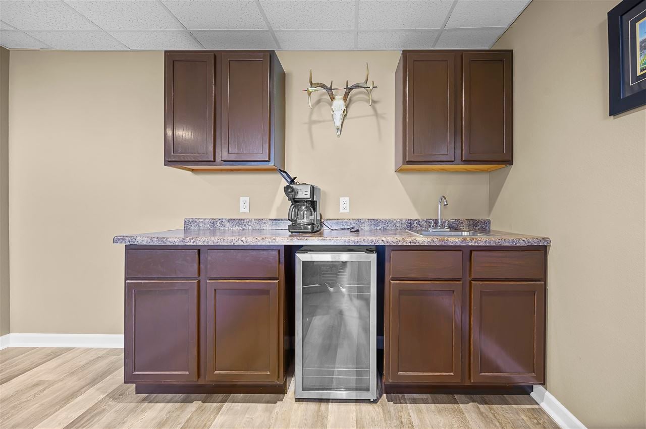 6103 Ridgewood Meadows Lane Northeast Cedar Rapids, IA 52411 - Photo 22 of 33 Gallery Image 22
