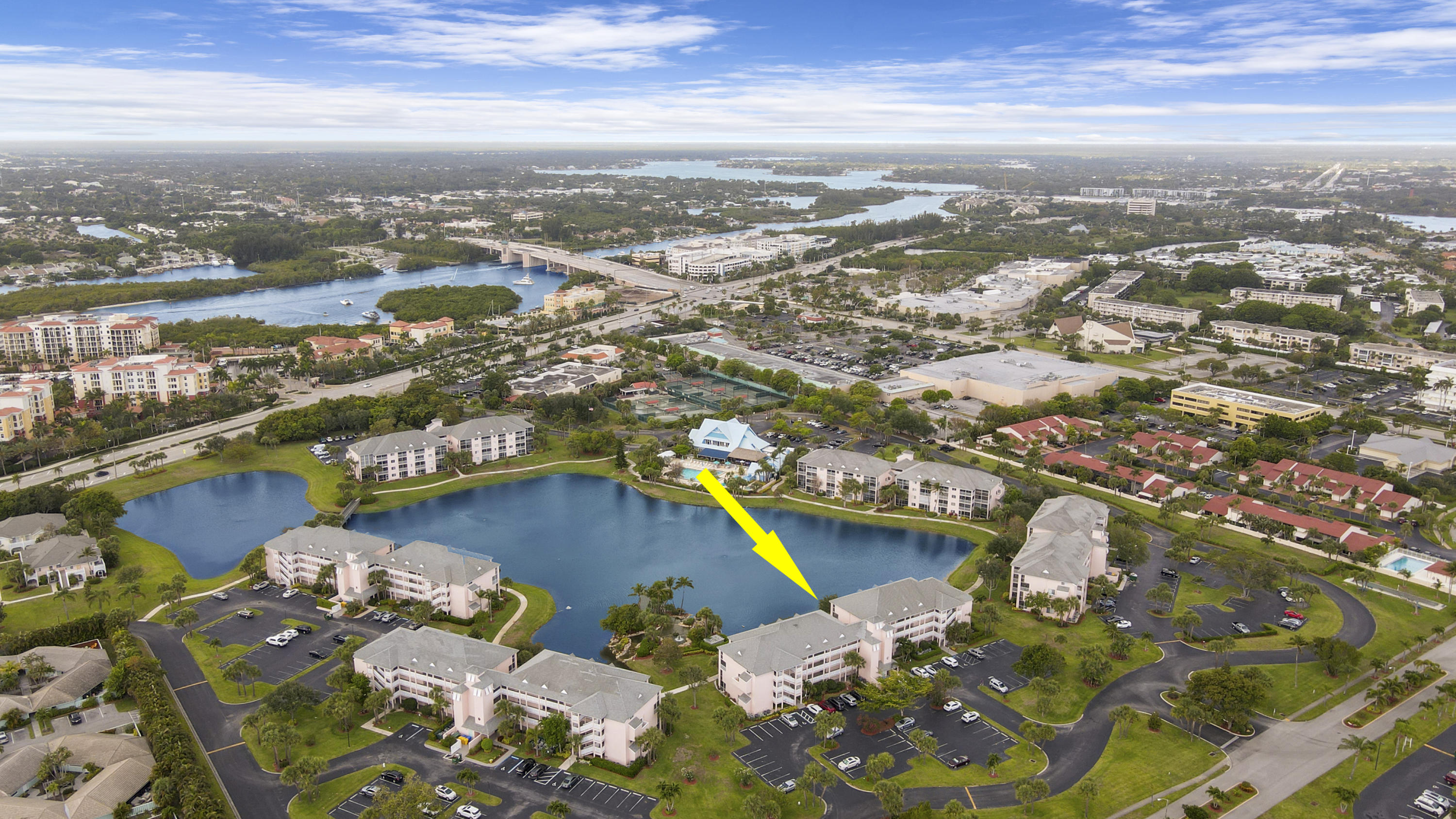 353 Highway 1, Unit C105 Jupiter, FL 33477 - Photo 28 of 33 an aerial view of residential houses with outdoor space