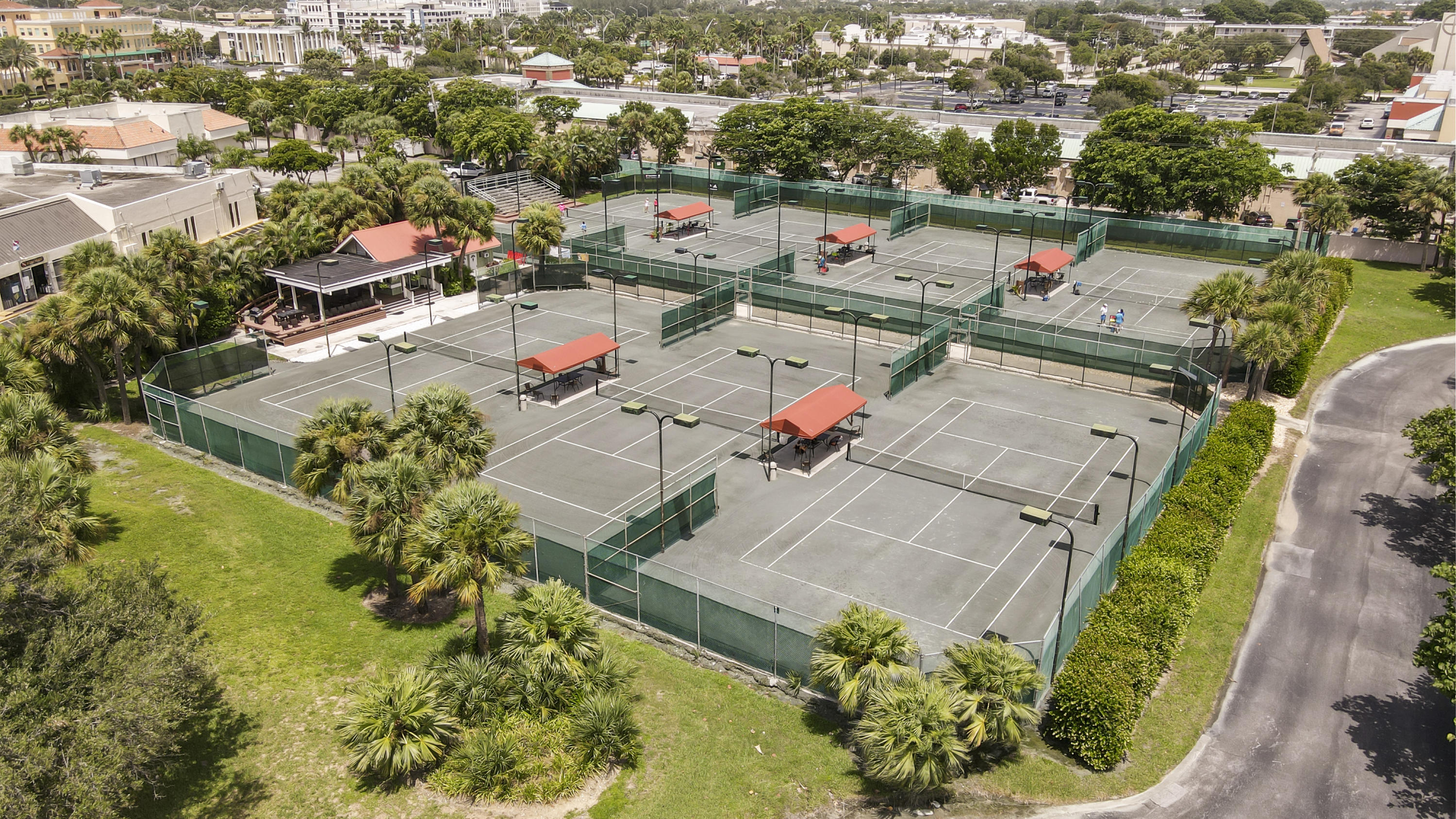 353 Highway 1, Unit C105 Jupiter, FL 33477 - Photo 32 of 33 an aerial view of a houses with a yard