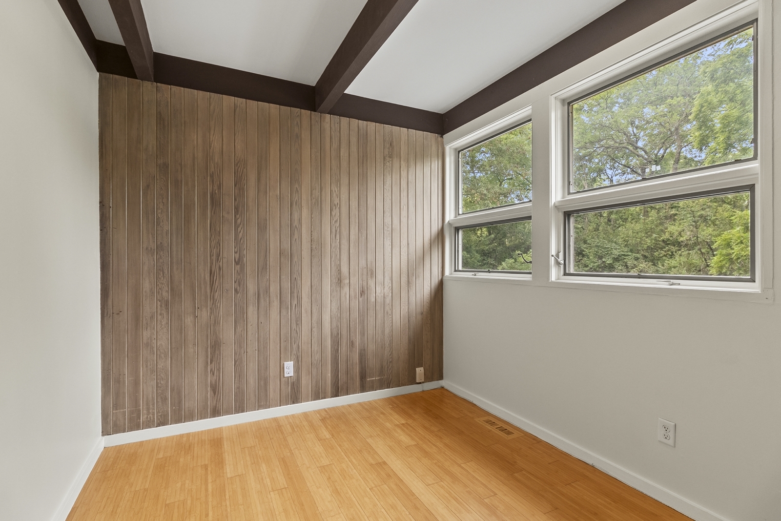 904 North Valley Hill Road Bull Valley, IL 60098 - Photo 27 of 33