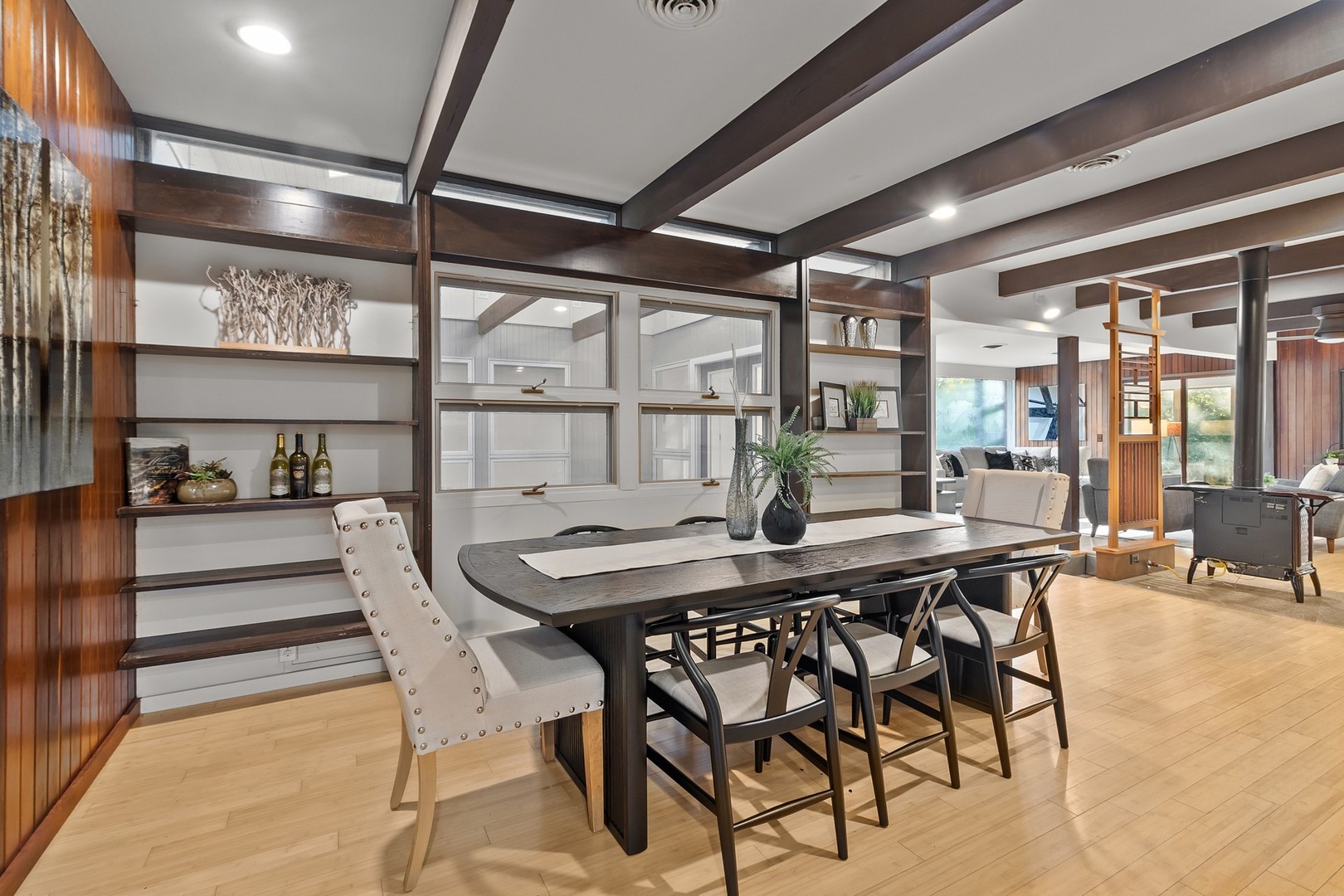 904 North Valley Hill Road Bull Valley, IL 60098 - Photo 4 of 33