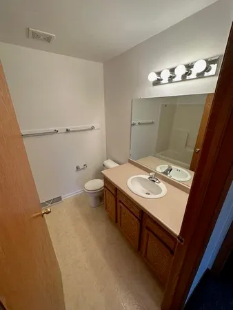 $749,999 | 1441 East Buckwood Court, Unit 1443, Oak Creek, WI 53154