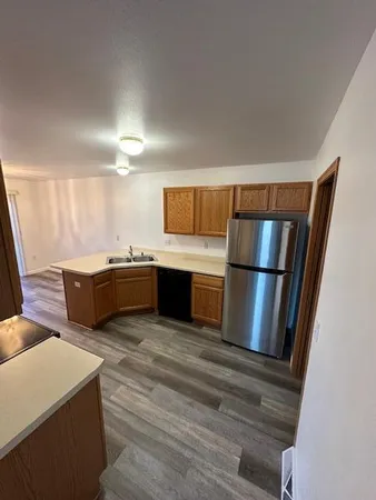 $749,999 | 1441 East Buckwood Court, Unit 1443, Oak Creek, WI 53154