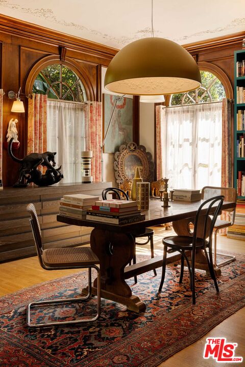 1705 Wellington Road Los Angeles, CA 90019 - Photo 7 of 29