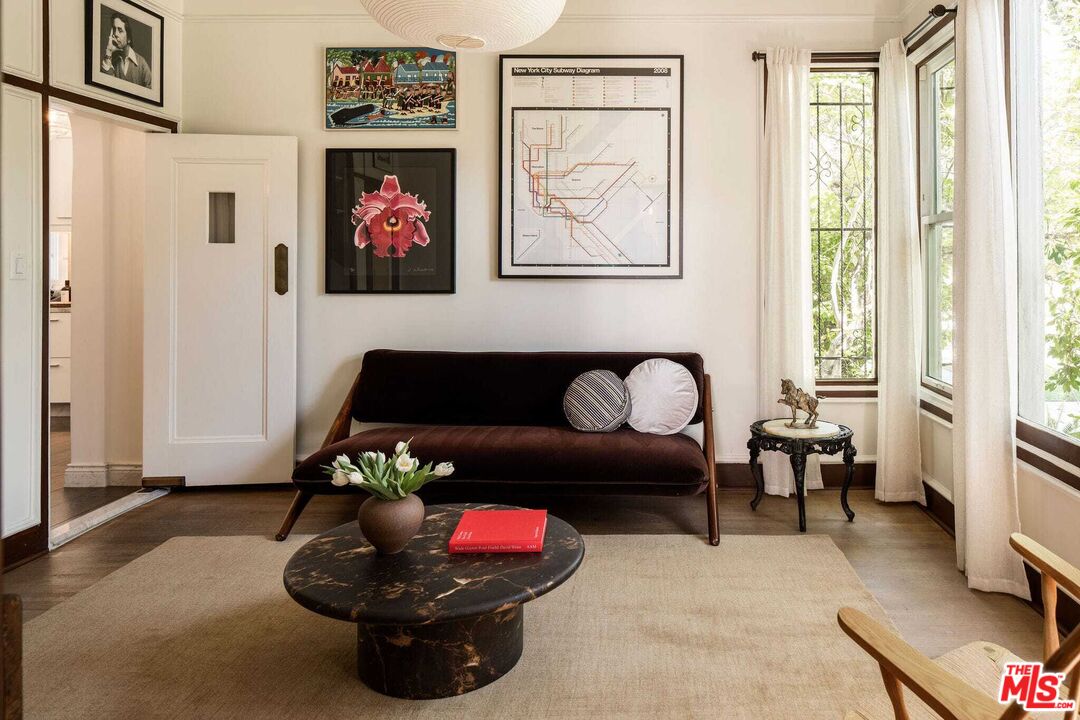 1705 Wellington Road Los Angeles, CA 90019 - Photo 9 of 29