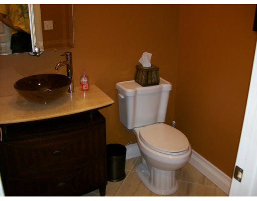 2914 Riverside Avenue Somerset, MA 02726 - Photo 14 of 22