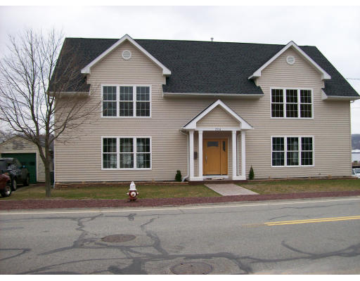 2914 Riverside Avenue Somerset, MA 02726 - Photo 2 of 22