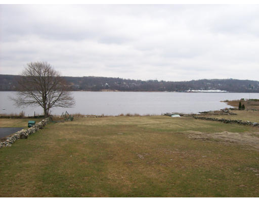 2914 Riverside Avenue Somerset, MA 02726 - Photo 3 of 22