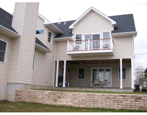 2914 Riverside Avenue Somerset, MA 02726 - Photo 5 of 22