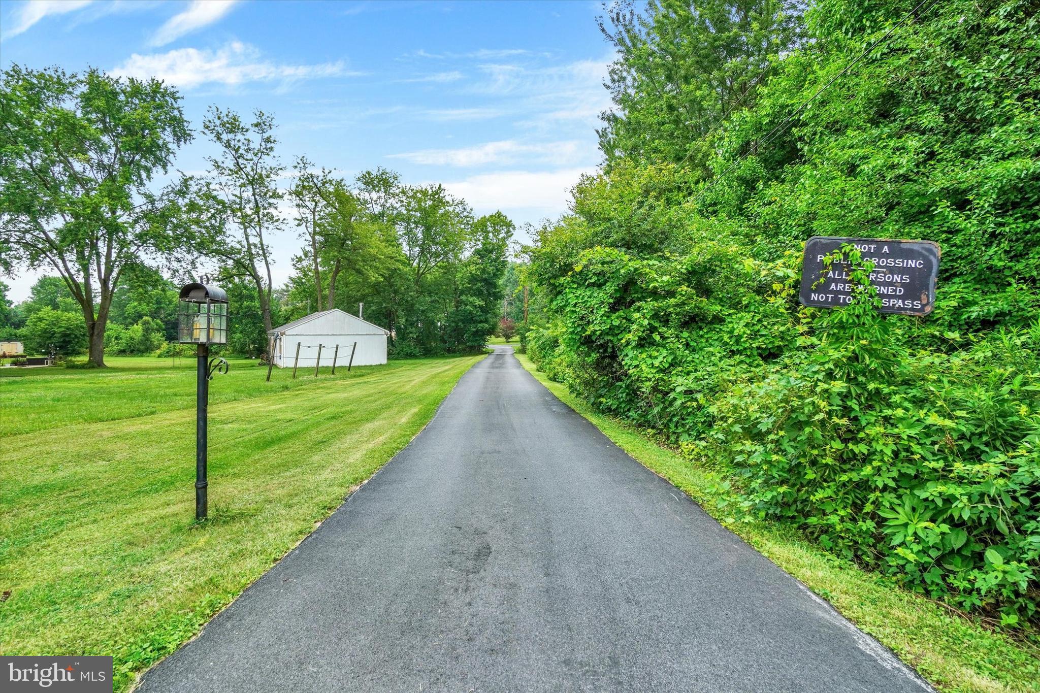 2432 Pine Grove Road York, PA 17403 - Photo 2 of 38