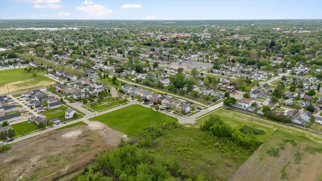 $180,000 | E East Lorain Street, Monroe, MI 48162