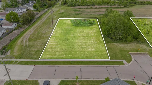 $180,000 | E East Lorain Street, Monroe, MI 48162