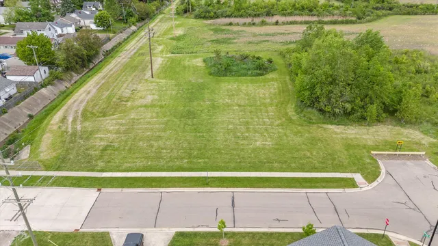 $180,000 | E East Lorain Street, Monroe, MI 48162