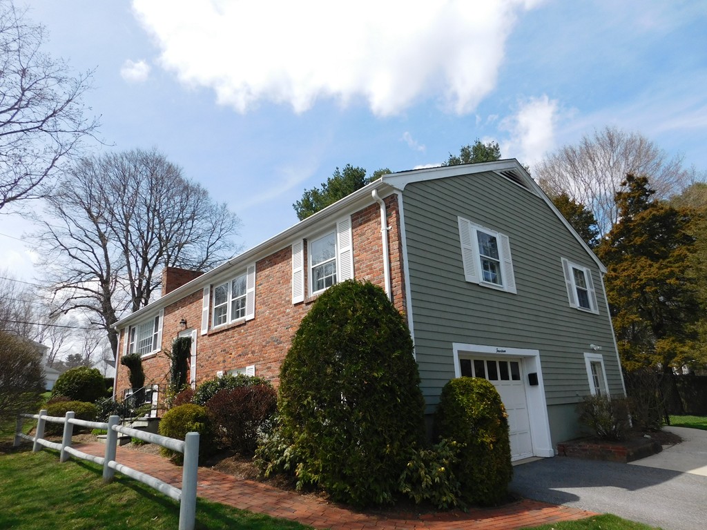 14 Eastview Road Hopkinton, MA 01748 - Photo 3 of 30 Gallery Image 3
