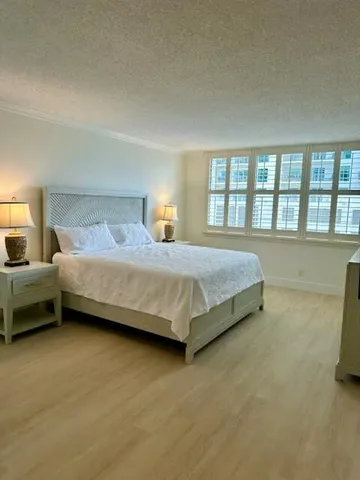 $4,500 | 3400 North Ocean Drive, Unit 706, Singer Island, FL 33404