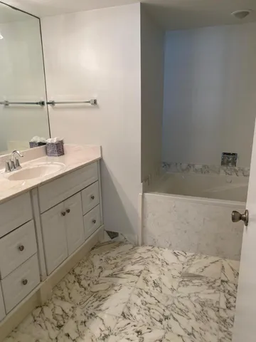 $4,500 | 3400 North Ocean Drive, Unit 706, Singer Island, FL 33404