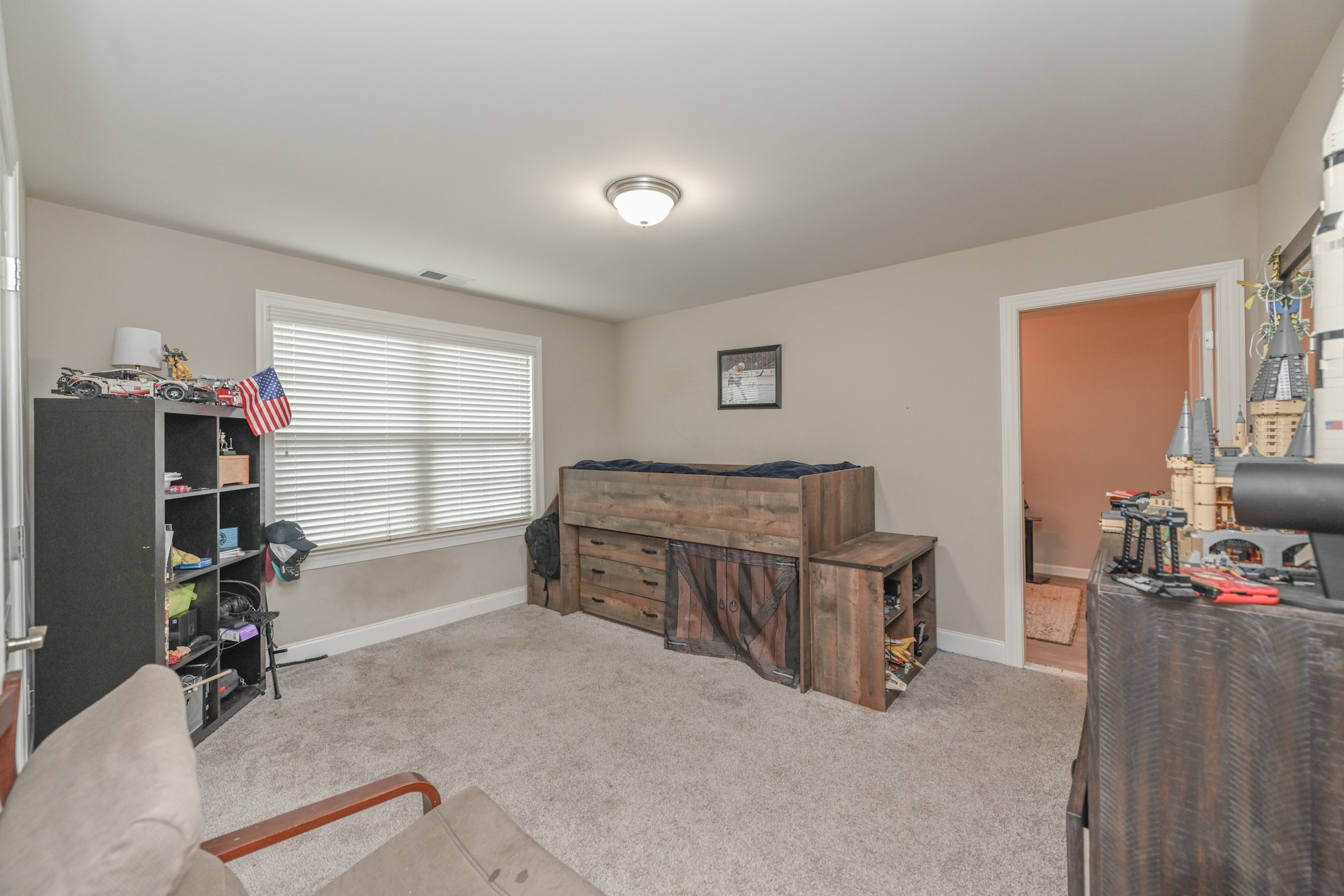 1431 Center Point Road Hendersonville, TN 37075 - Photo 16 of 20 a room with furniture and a window