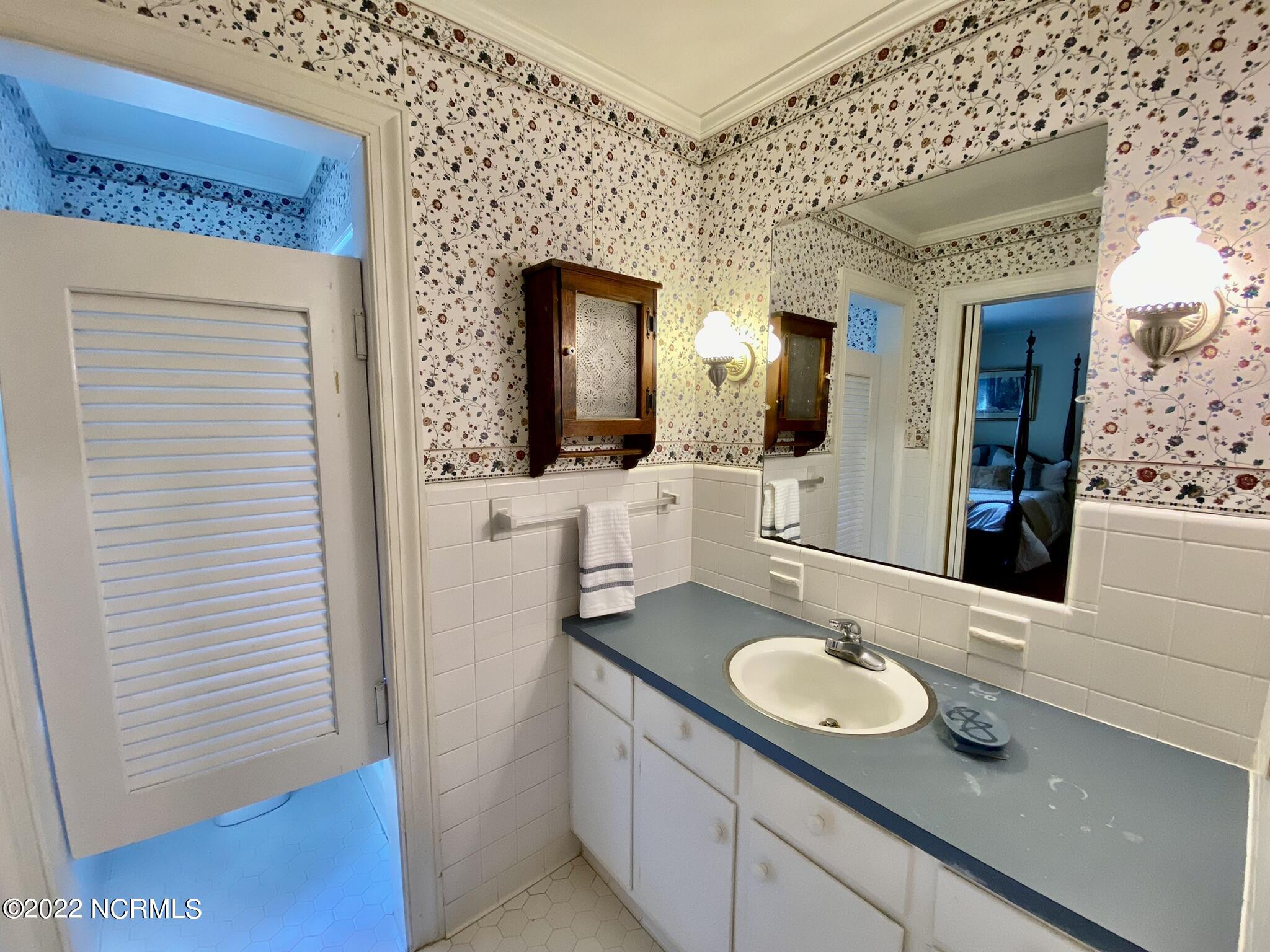 905 School Drive Williamston, NC 27892 - Photo 16 of 67 IMG_2690