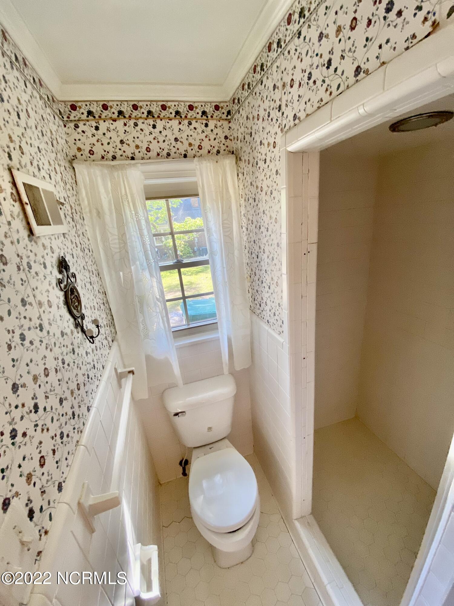 905 School Drive Williamston, NC 27892 - Photo 19 of 67 IMG_2693