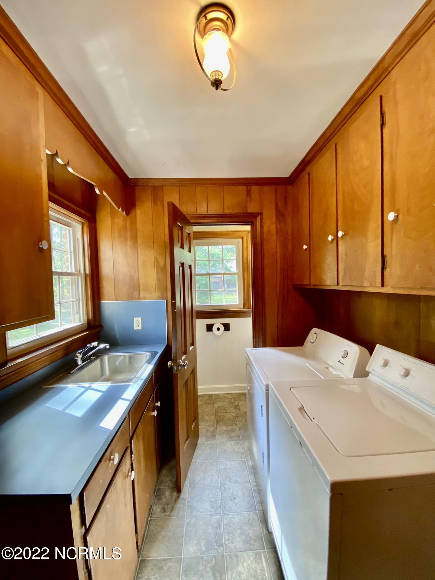 905 School Drive Williamston, NC 27892 - Photo 51 of 67 IMG_2740